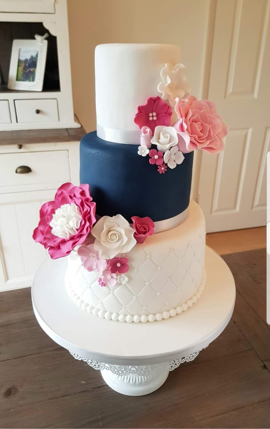 Wedding cake 9 by Kim’s Cake Gallery