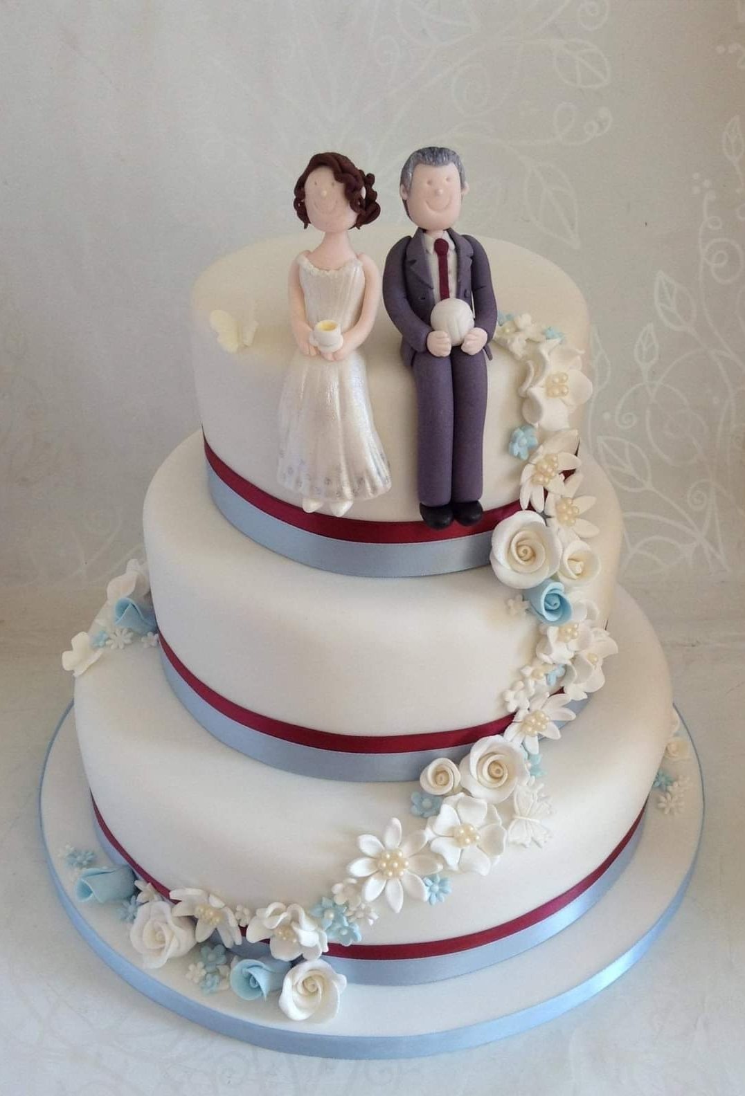 Wedding cake 17 by Kim’s Cake Gallery