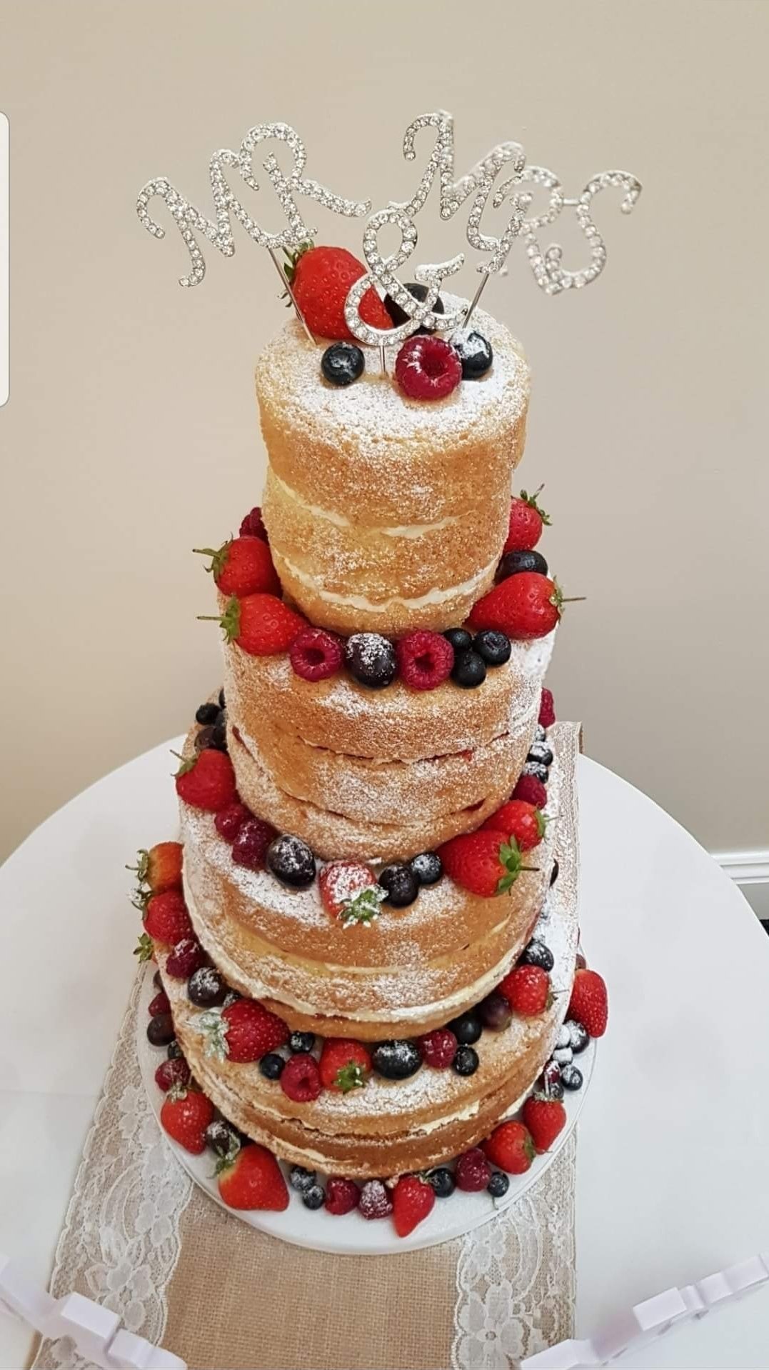 Wedding cake 26 by Kim’s Cake Gallery