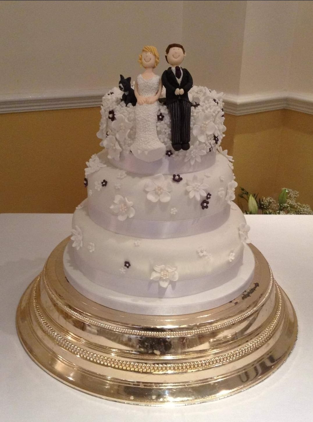 Wedding cake 29 by Kim’s Cake Gallery